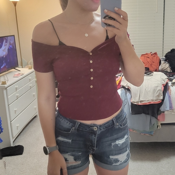 Red Crop Top - Picture 4 of 6